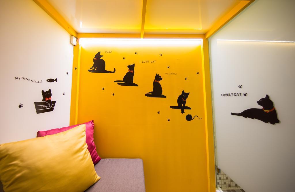 Sleepbox Hostel Тайпей Екстериор снимка
